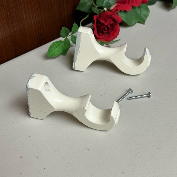 Kirsch Wood Trends 4 1/4 Inch Return Bracket 2 pieces - Picture 2 of 11